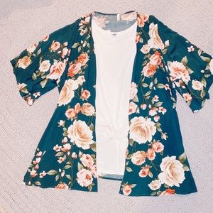 Pinkblush Women’s Floral Kimono